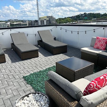 Luxury Townhome Skyline Views Mins To Dt Nashville Exterior photo