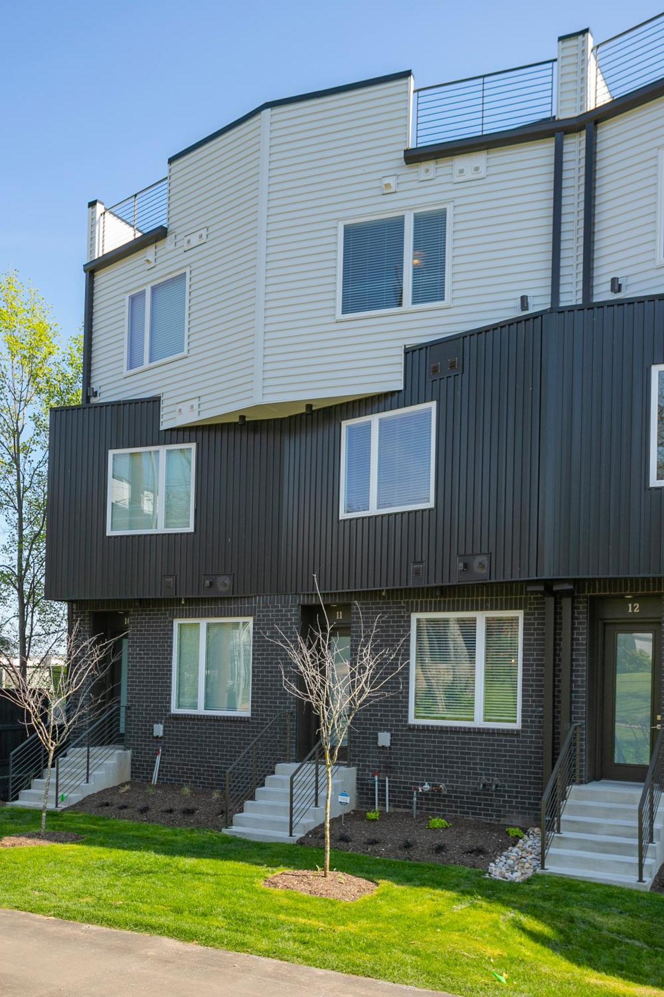 Luxury Townhome Skyline Views Mins To Dt Nashville Exterior photo